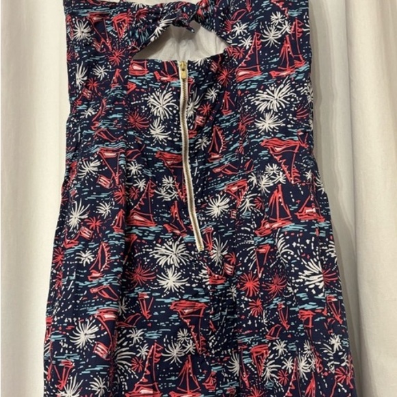 Lilly Pulitzer Sparks Fly dress. Fully lined. Zipper back. Adjustable upper tie - Picture 3 of 4